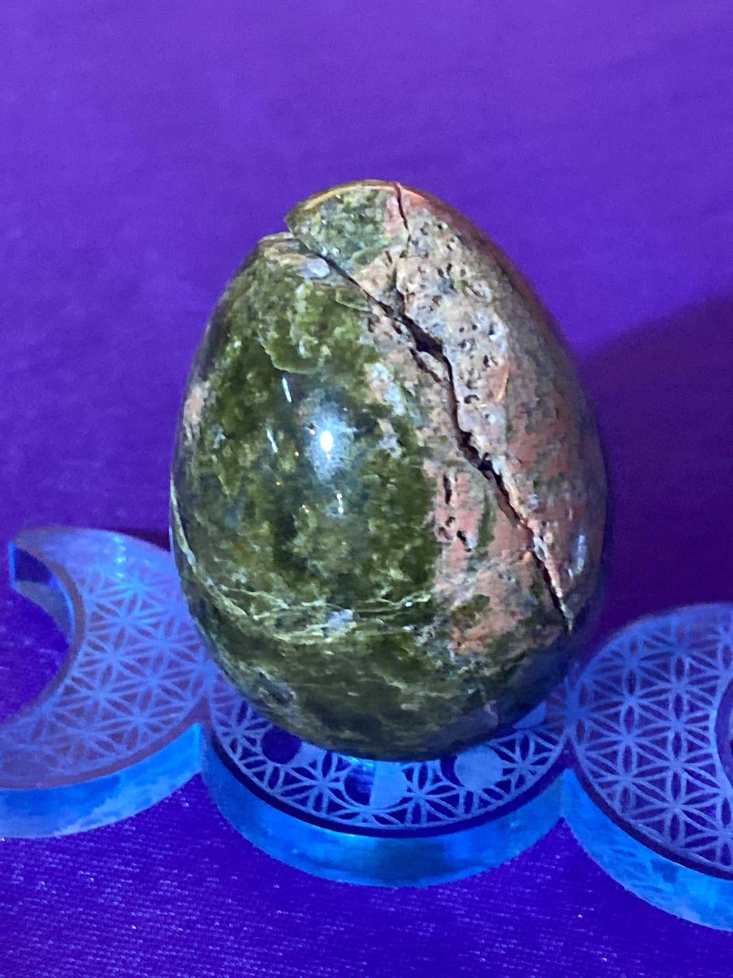 Irregular Unakite Egg Carving 1.5”