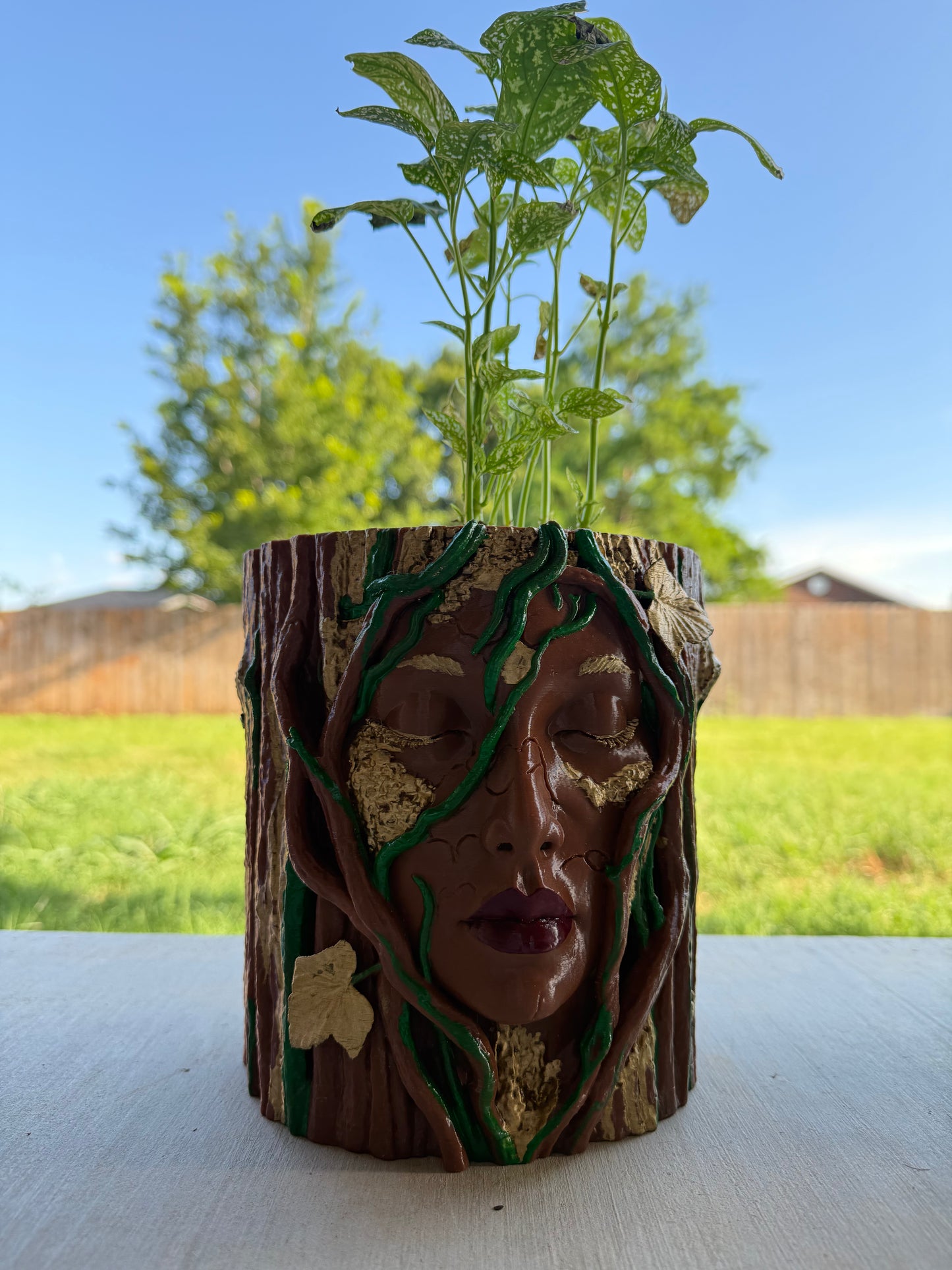 Jenny Claire 3D planter