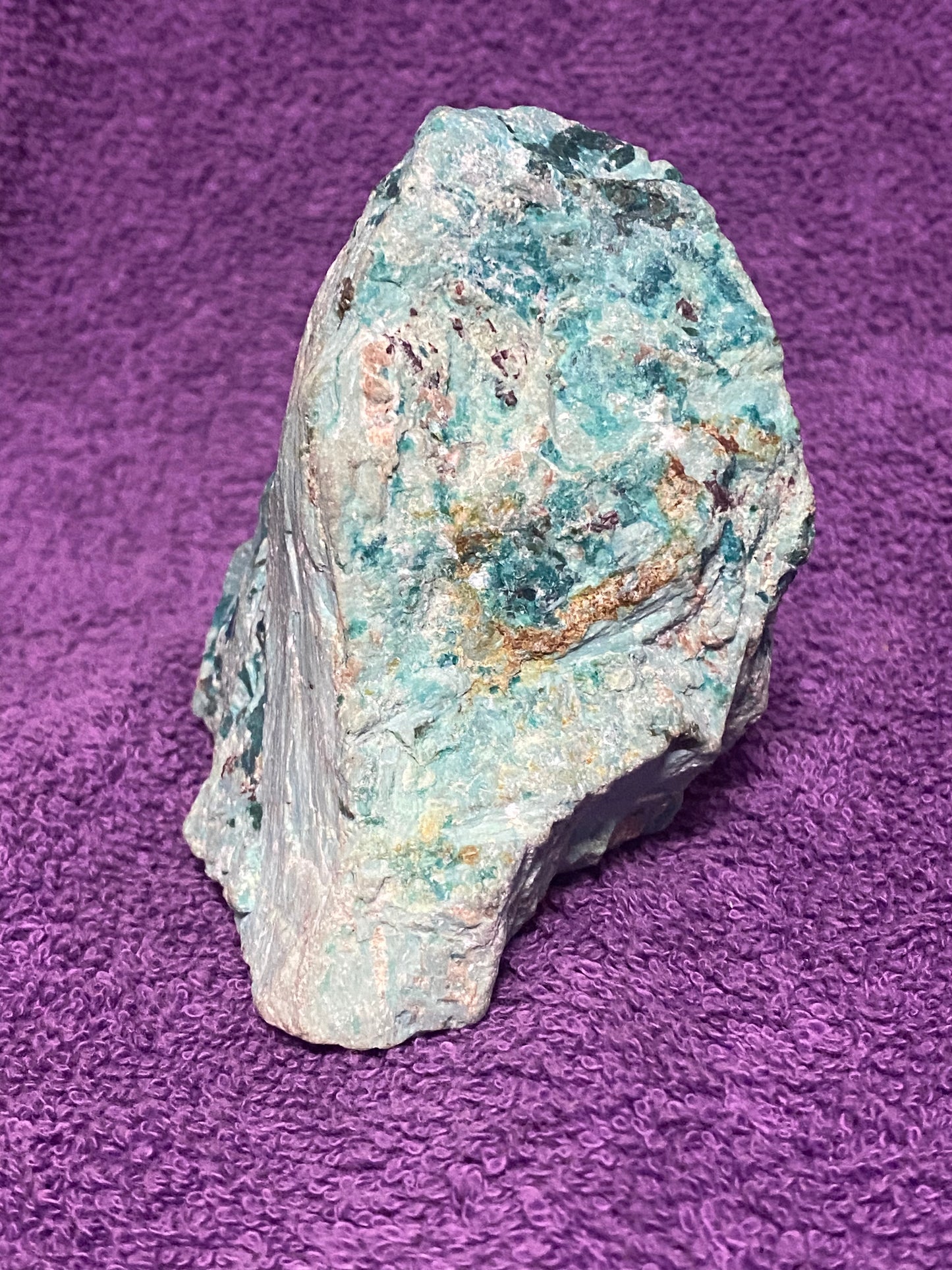 Raw Apatite
