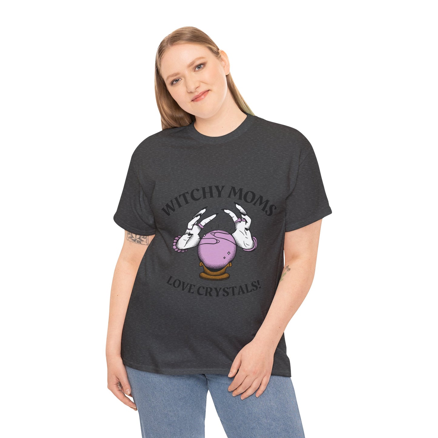 Witchy Moms Love Crystals T-shirt