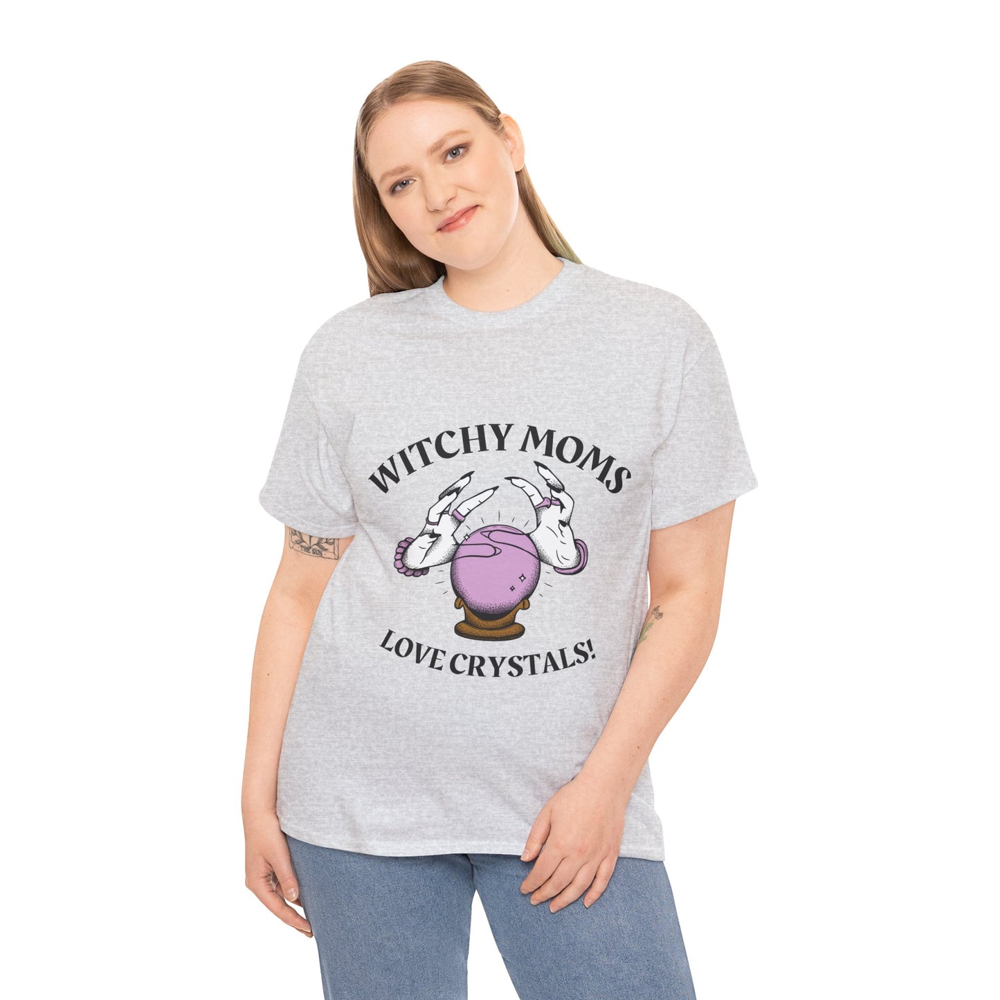 Witchy Moms Love Crystals T-shirt