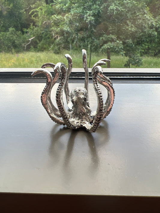 Octopus Sphere Holder - Legs Up