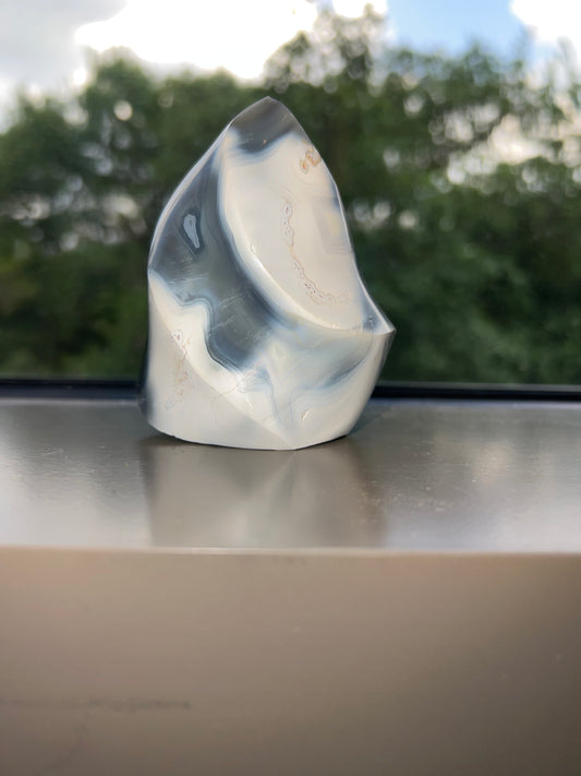 Orca Agate Flame Gemstone Carving - 12.3 oz