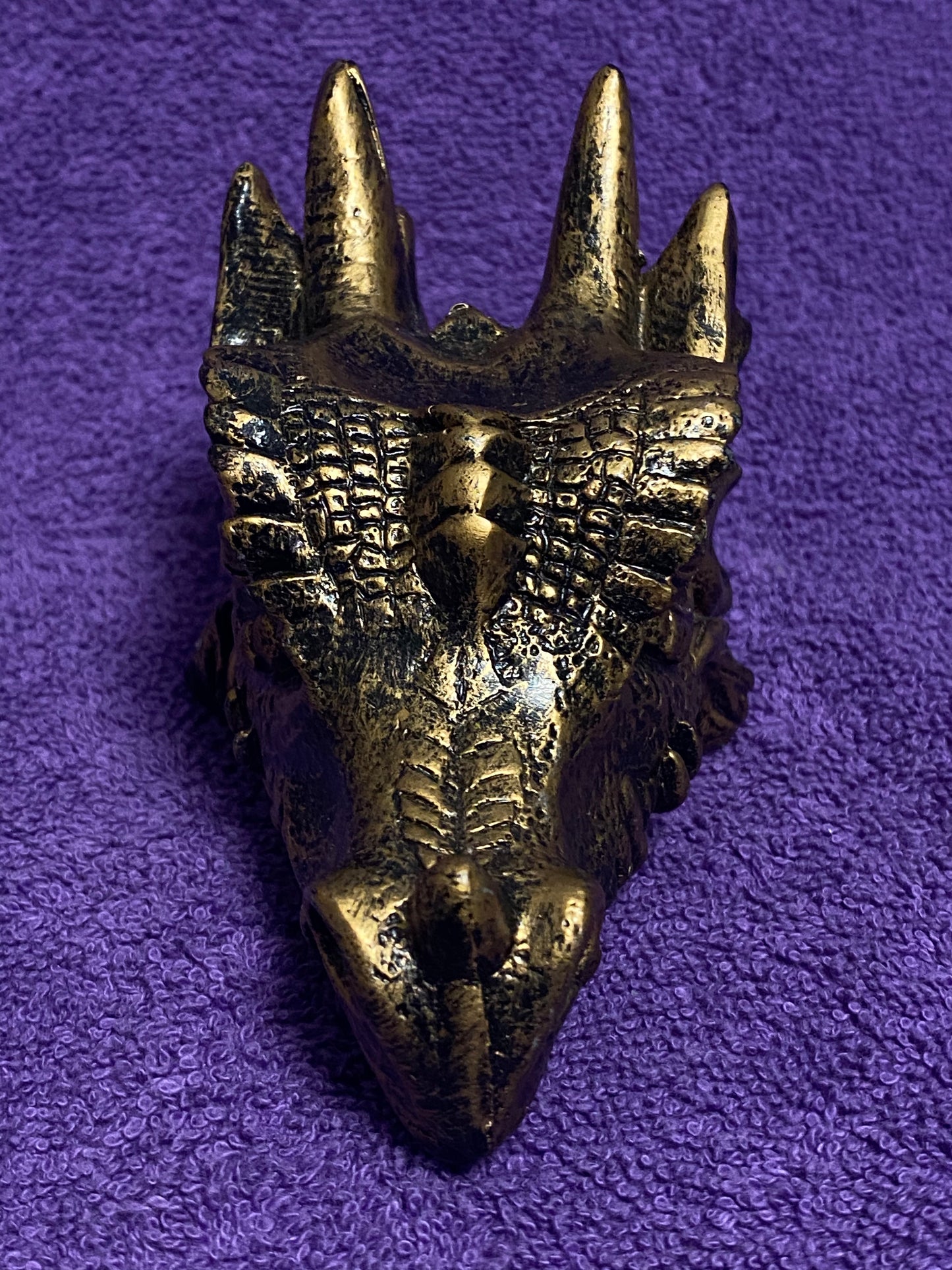 Dragon Head Sphere Holder