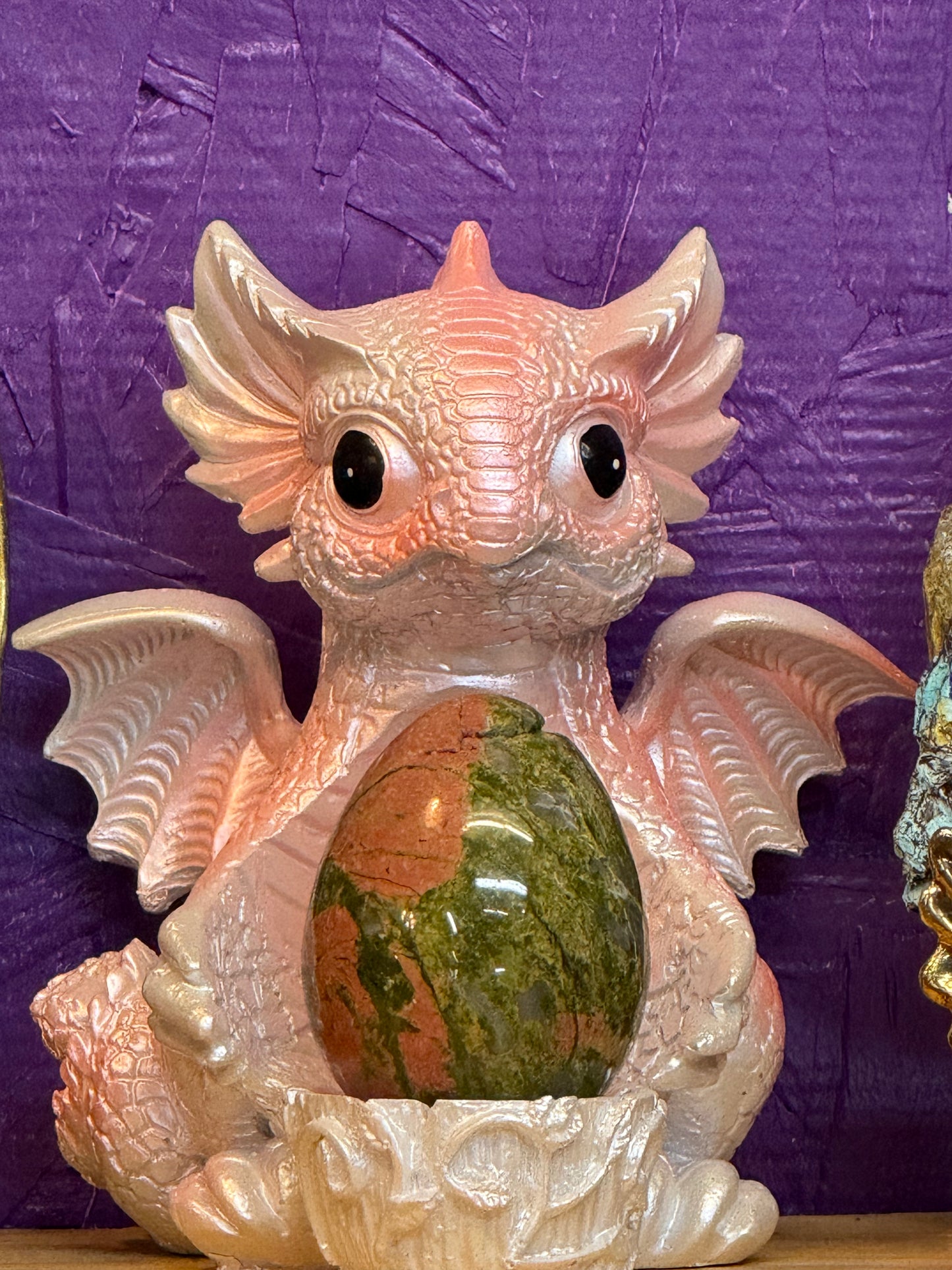 Baby Dragon Sphere Holder