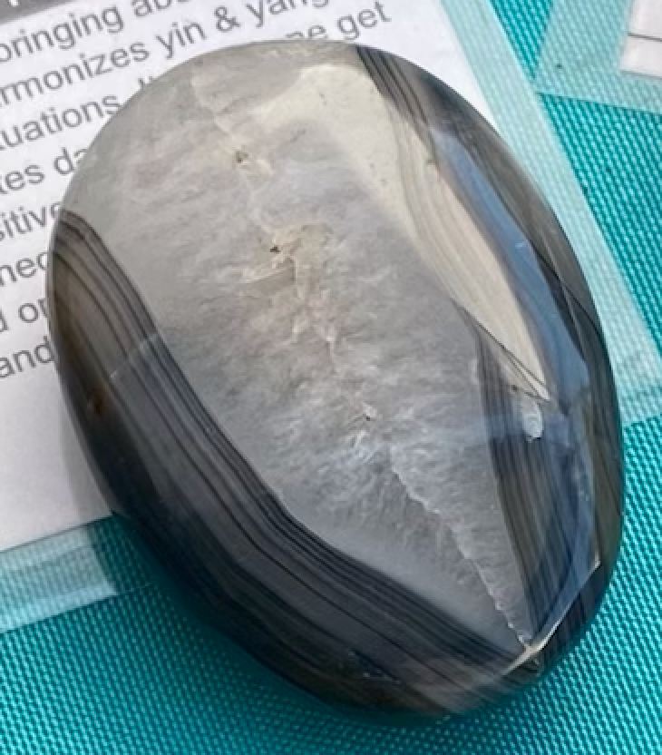 Black Agate Palm Stone